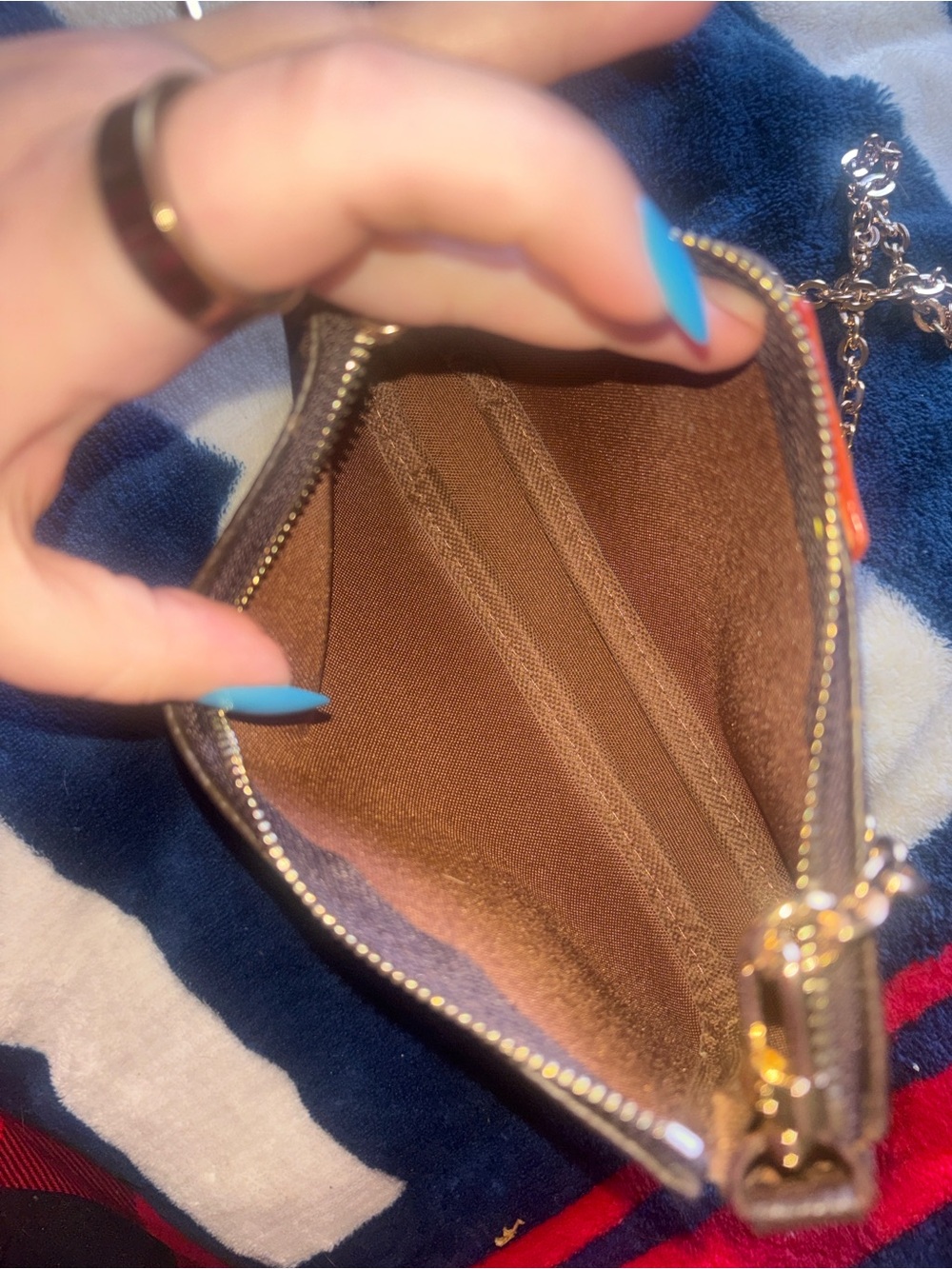 Purse - Picture 6 of 6